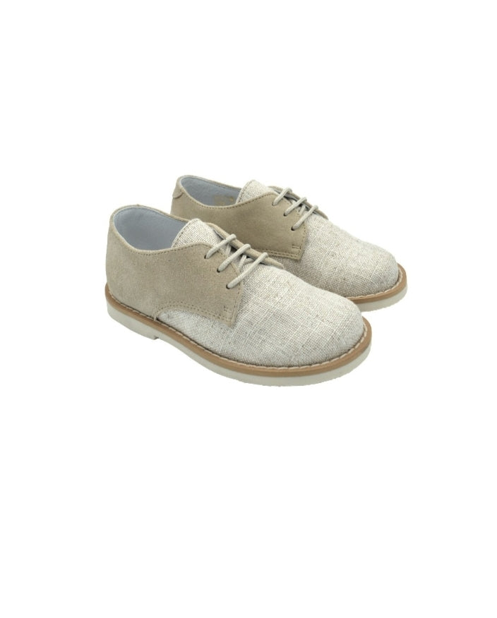 Zapato comunión serraje y tela beige león shoes.